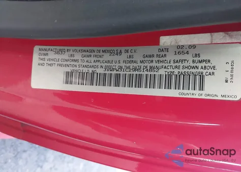 2009 Volkswagen New Beetle 2.5L из США, поврежденный, VIN 3VWPW31C29M514852